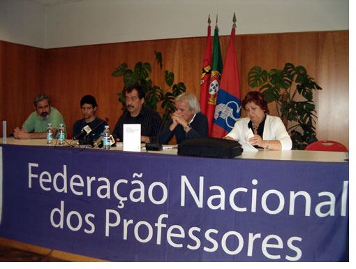 Fenprof analisa com Ministério situação de professores que vão ficar desempregados 